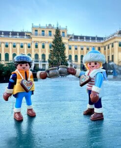 Schonbrunn Palace Christmas Market Vienna